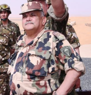  قائد الناحية العسكرية الرابعة في ذمة الله