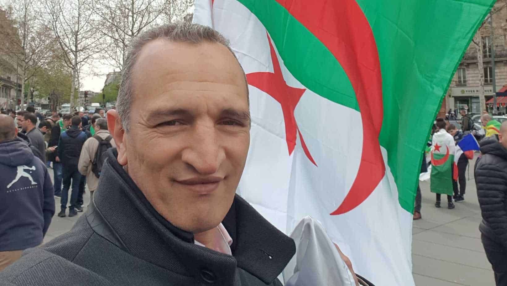 محامي الصحفي عبد السميع عبد الحي يلتمس عفوا رئاسيا