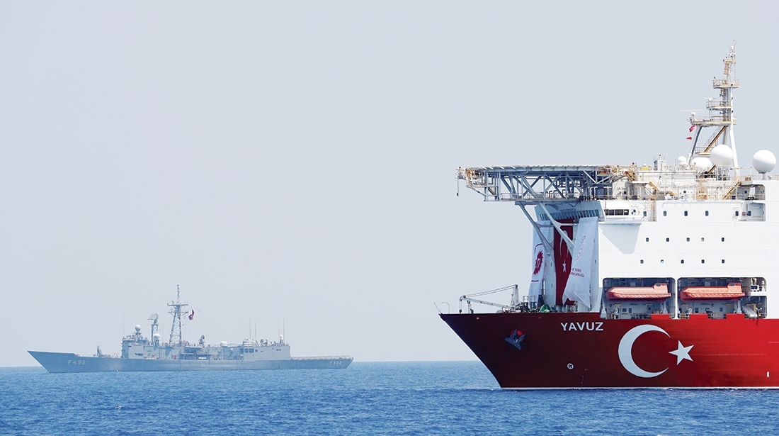 تركيا: مستعدون لتمزيق الخرائط والمعاهدات 