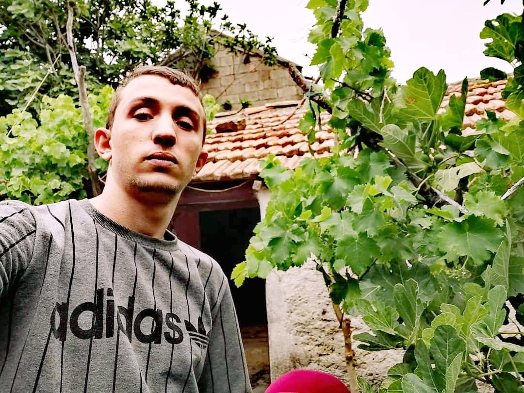 نقل ناشطين مسجونين إلى المستشفى بعد تدهور حالتهم الصحية