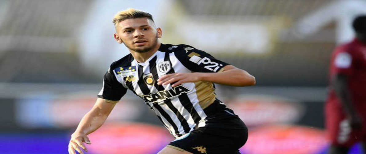 الملالي يمدد عقده مع أنجي