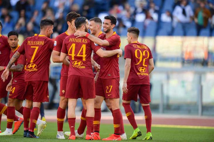 لاعبو روما يتنازلون عن رواتب أربعة أشهر