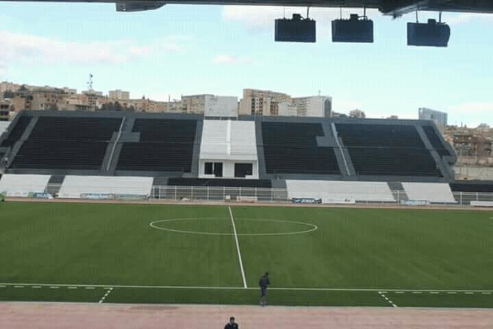 اللجنة المختصة تعاين ملعب 8 ماي بسطيف
