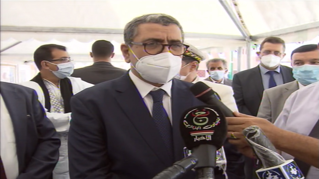 الوزير الأول يعطي إشارة انطلاق التكوين المهني