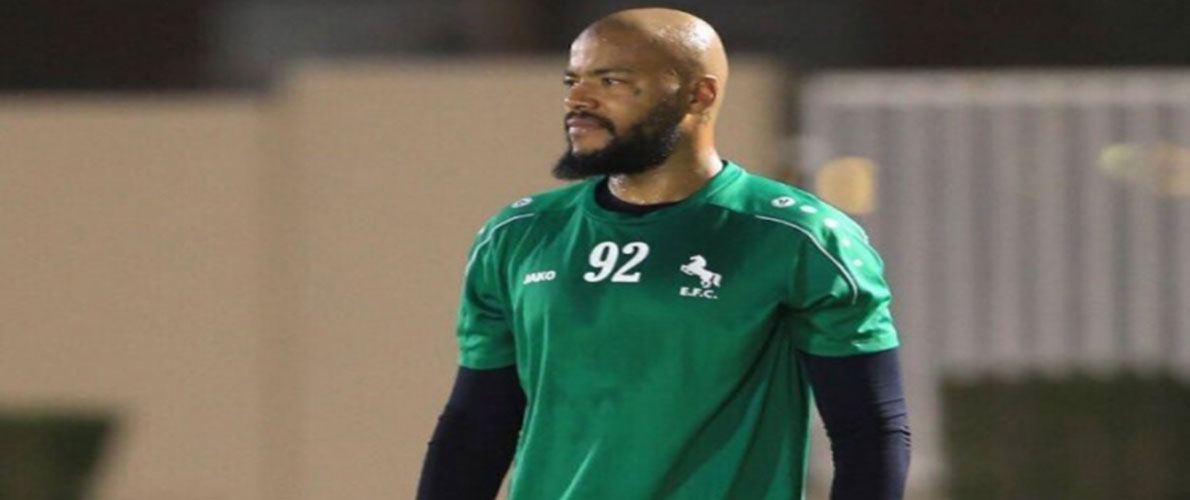 الإصابة ستبعد مبولحي 6 أسابيع عن الملاعب