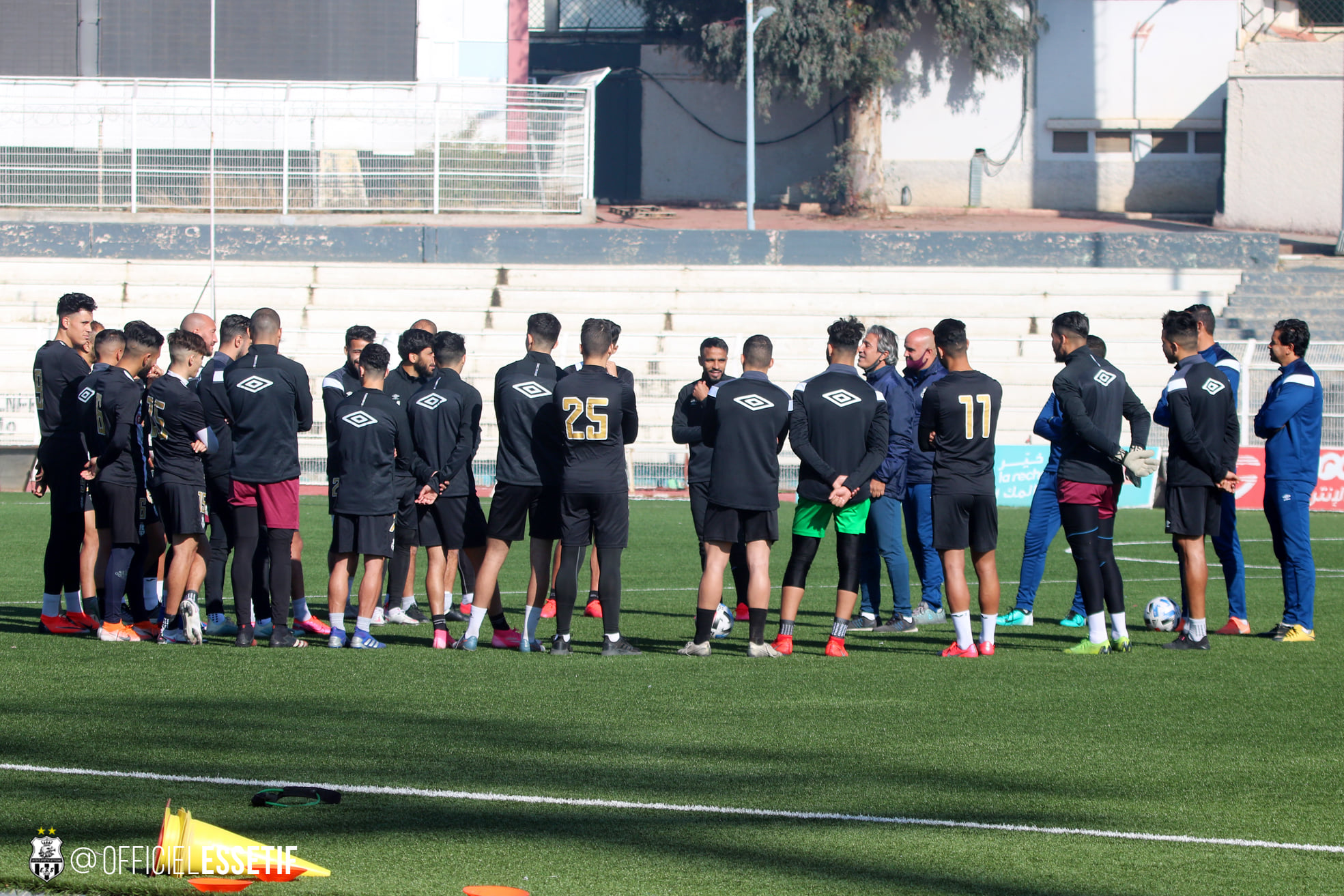 وفاق سطيف: عملية جراحية للحارس برقي