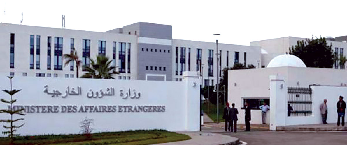 إنهاء مهام سفراء ومفوضين للجمهورية