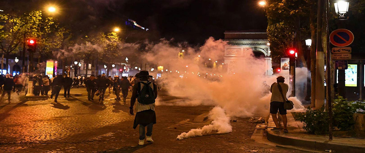 اعتقال 158 شخصا في أعمال شغب بباريس