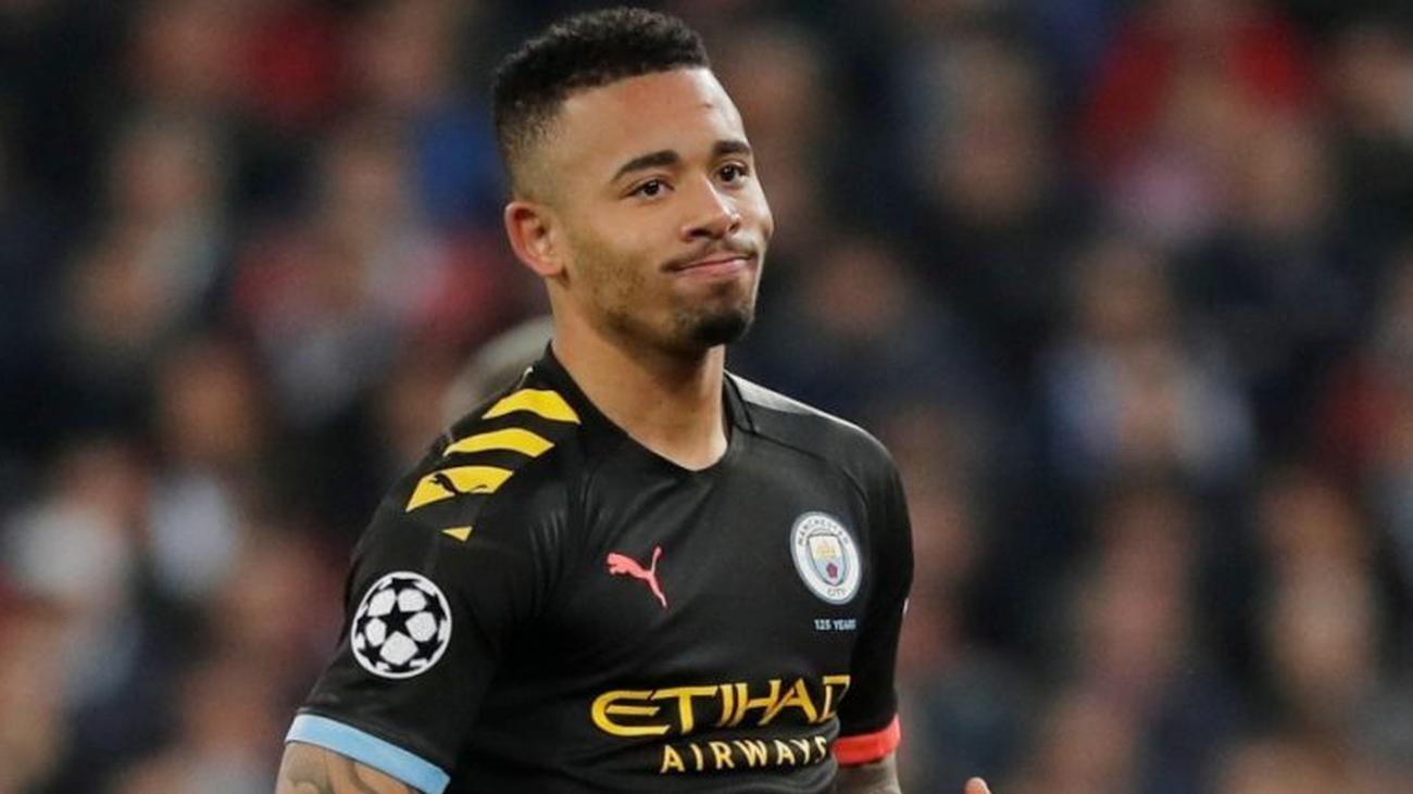 كورونا تتوغل في صفوف مانشستر سيتي