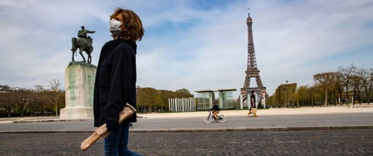 فرنسا تقرر تمديد إقامات الأجانب وطالبي اللجوء