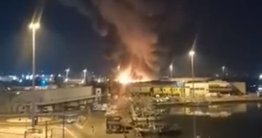 إيطاليا: اندلاع حريق هائل في ميناء 