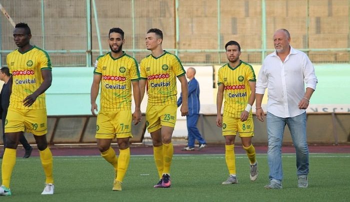 شبيبة القبائل أول فريق يستأنف التدريبات