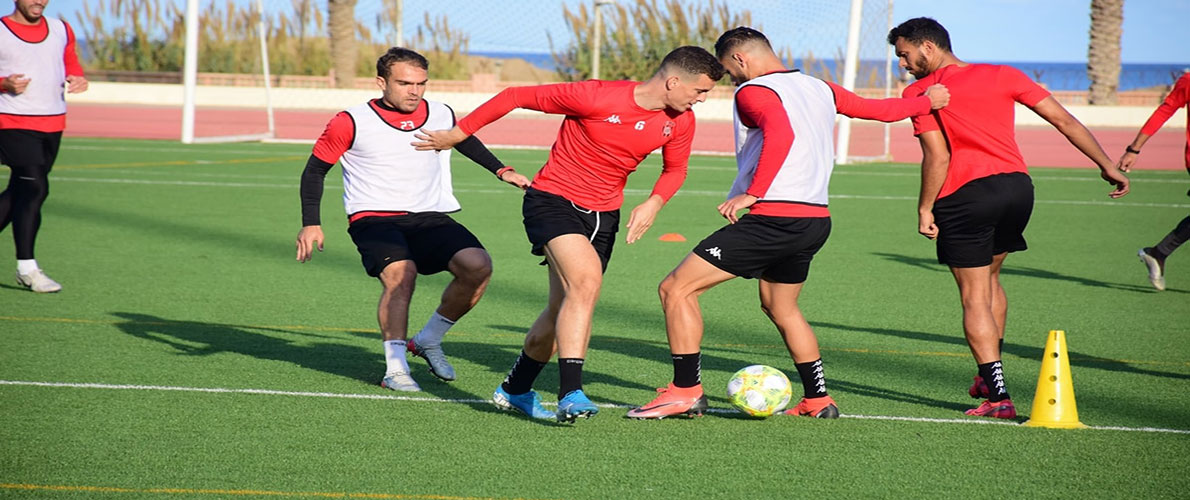 إثارة بقسنطينة وعين شبيبة الساورة على الصدارة 