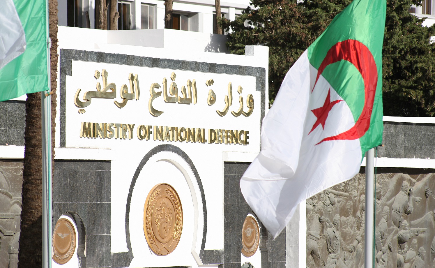 هذه شروط الالتحاق بمؤسسات تكوين الجيش