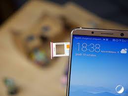 سلطة الضبط تعلق مؤقتا تنشيط شرائح الهاتف النقال