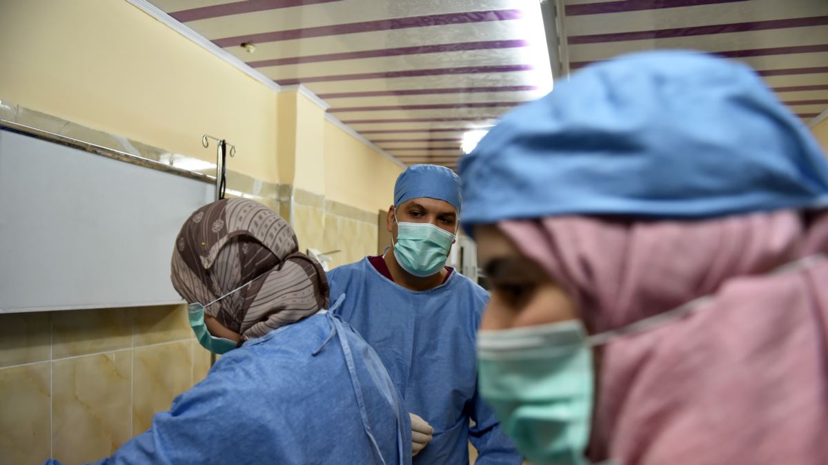 نحو إخضاع كل الأسلاك الطبية للتحليل الإجباري