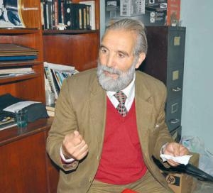 وزيرة الثقافة تعزي عائلة المرحوم 