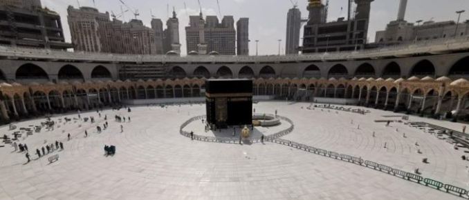 السعودية تمنع صلاة عيد الأضحى في الأماكن المكشوفة