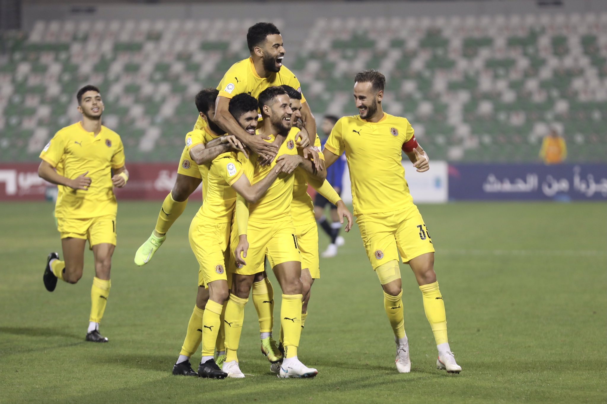 نادي قطر يوضح بخصوص رحيل بلايلي 