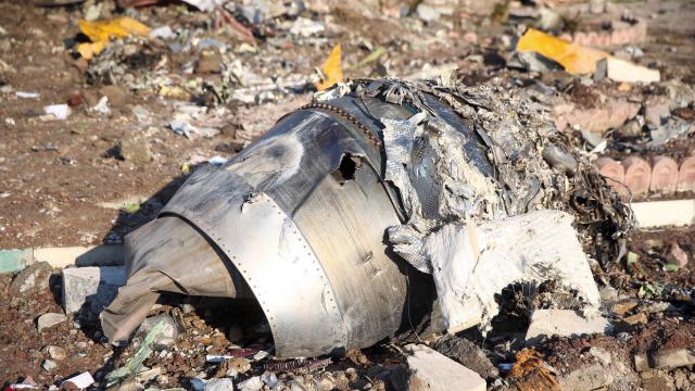 الدفاع التونسية تعلن تحطم طائرة ومصرع قائدها