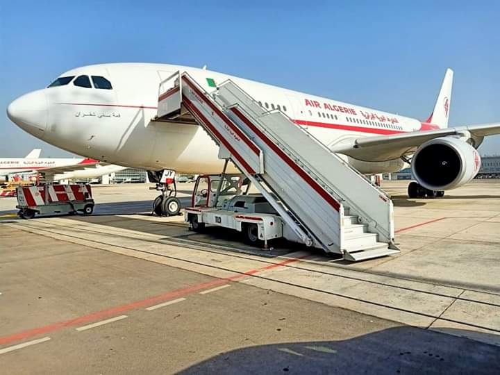 إجلاء الجزائريين العالقين في المغرب وأوروبا