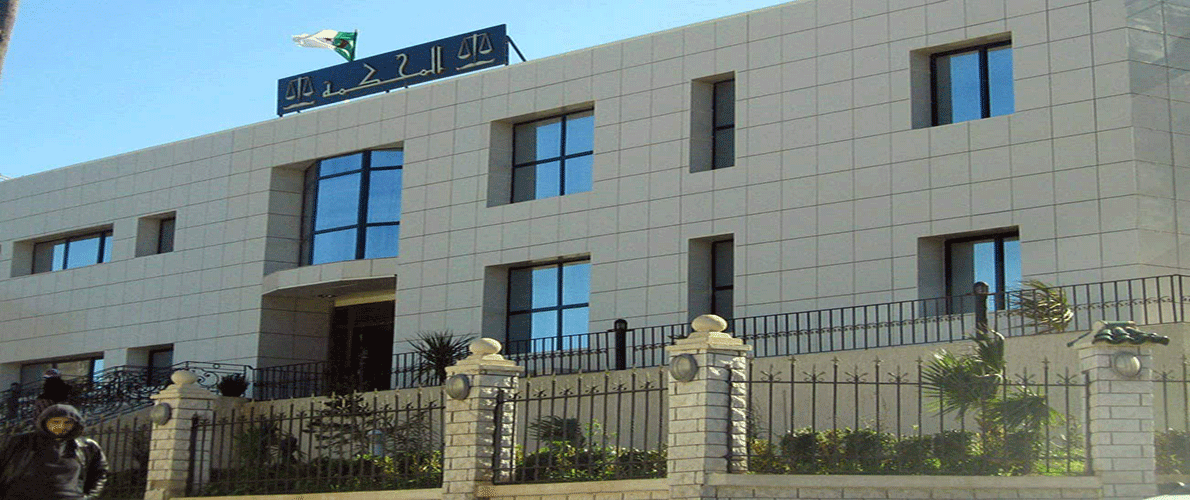 الإطاحة بشكبة تهريب دولية للسيارات بالقليعة