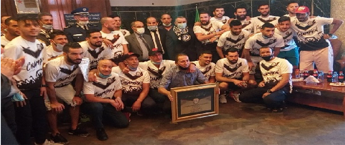 تكريم شبيبة سكيكدة بمناسبة الصعود إلى المحترف الأول