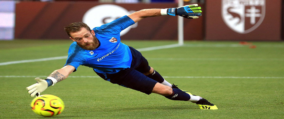 الحارس الجزائري أوكيجة يمدد عقده مع ماتز 