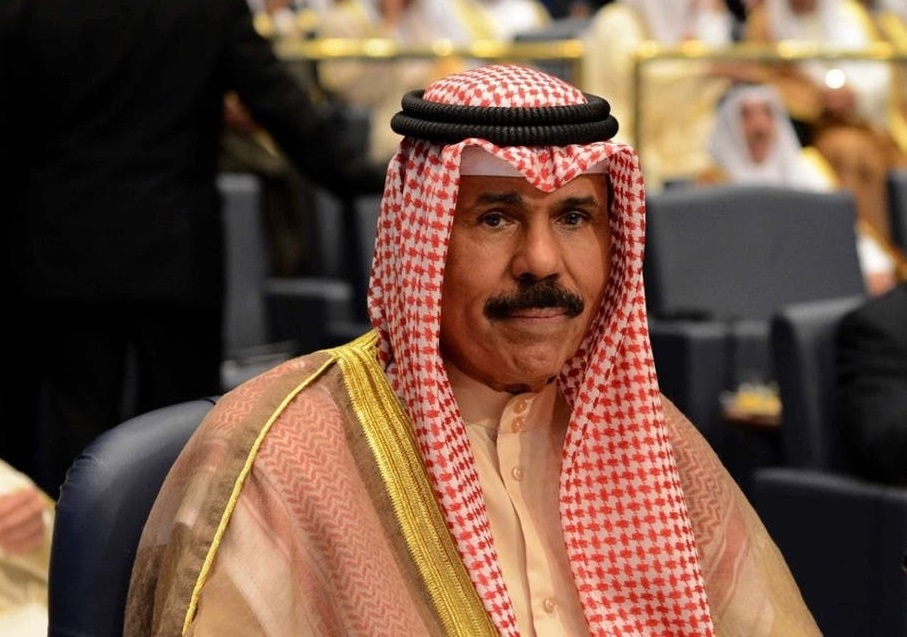 مجلس وزراء الكويت يعين ولي العهد أميراً للبلاد 