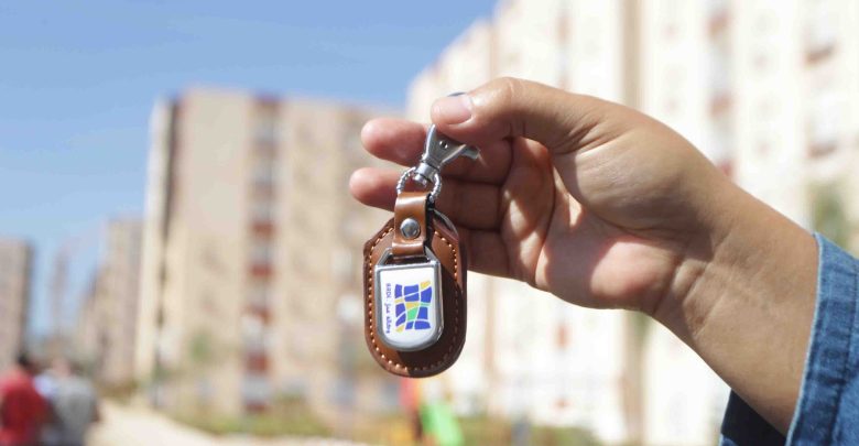 تسليم مفاتيح لمكتتبي 