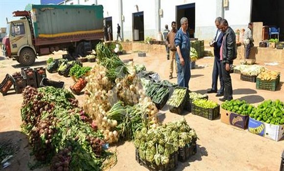 رزيق: نحو تطهير السوق من المحتكرين والمضاربين