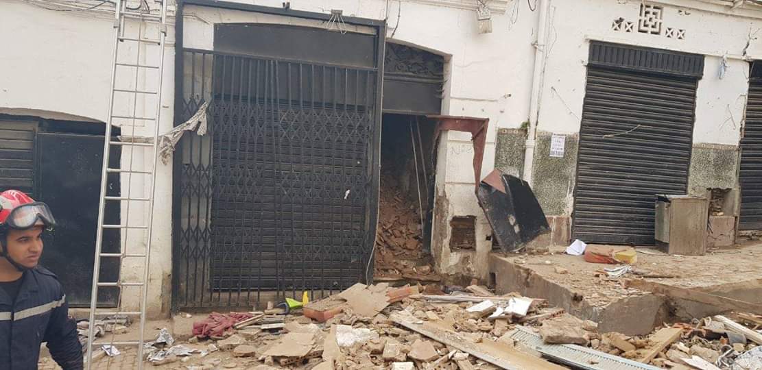 إنهيار جزئي لبناية قديمة بحي القصبة