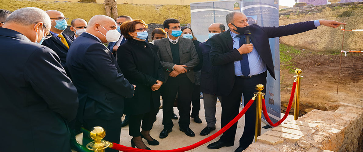 وزيرة الثقافة تقوم بزيارة الى حي القصبة بالعاصمة 