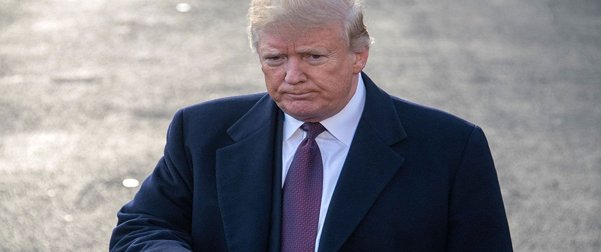 ترامب يقيل وزير الدفاع