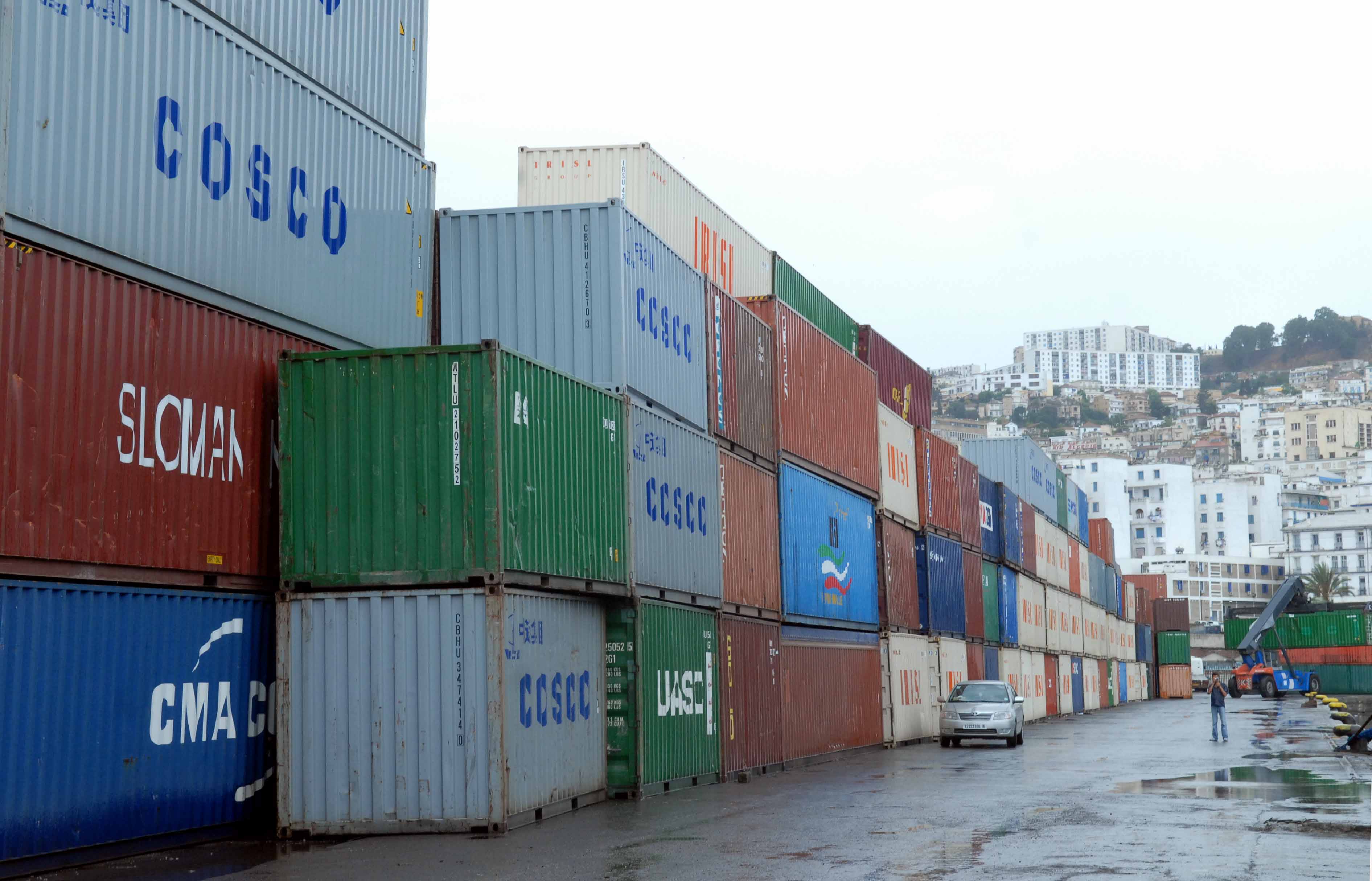 ارتقاب عدم تجاوز الصادرات خارج المحروقات 2.2 مليار دولار هذه السنة