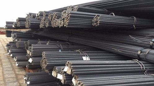 وهران: تصدير أنابيب حلزونية إلى السنغال