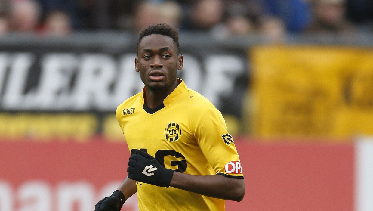 نغومبو يلتحق بشباب بلوزداد