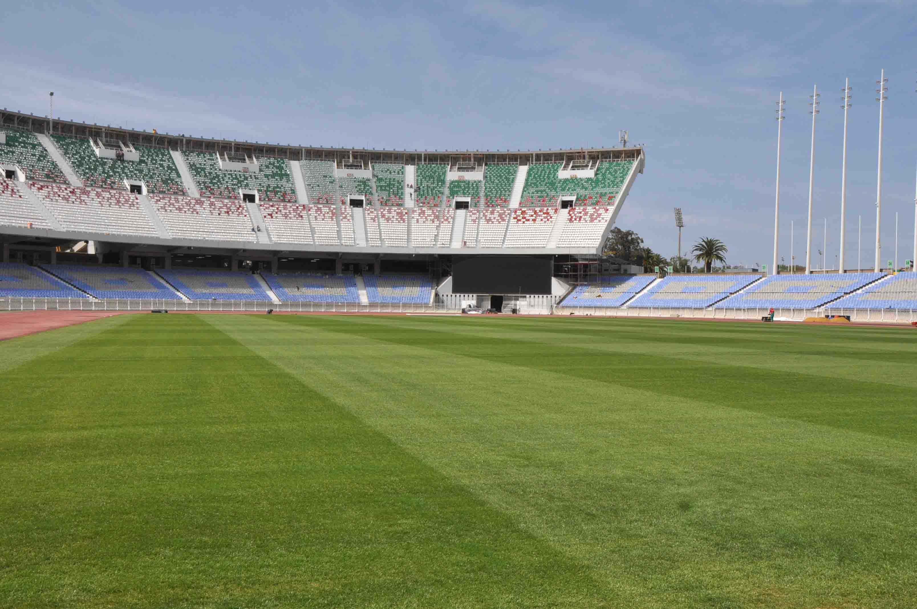 عودة الجماهير إلى المدرجات واردة لكن بشرط.. 
