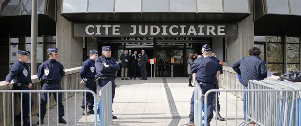 فرنسا: إدانة جزائرية بسبب منشور على الفايسبوك