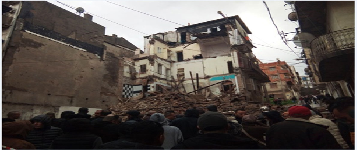 انهيار بناية بالحي العتيق بوسط مدينة سكيكدة 