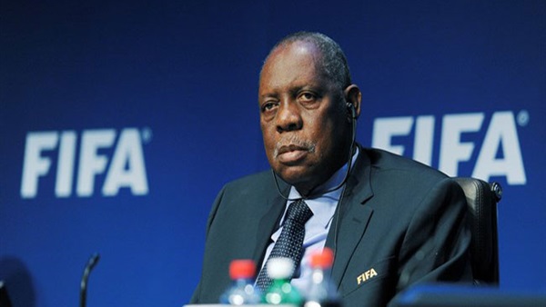 عيسى حياتو رئيسا فخريا للكاف 