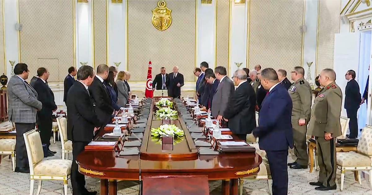 تونس: إجراءات حكومية ردعية لمجابهة كورونا