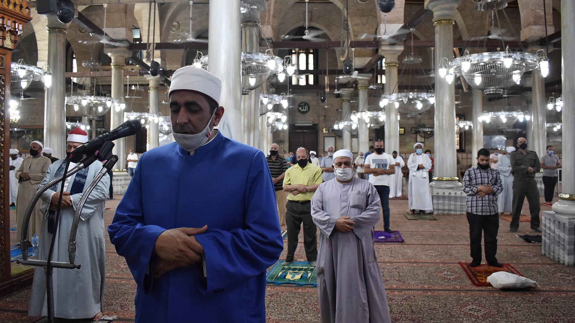 دار الإفتاء المصرية تشرح الأعذار المسقطة لصلاة الجمعة