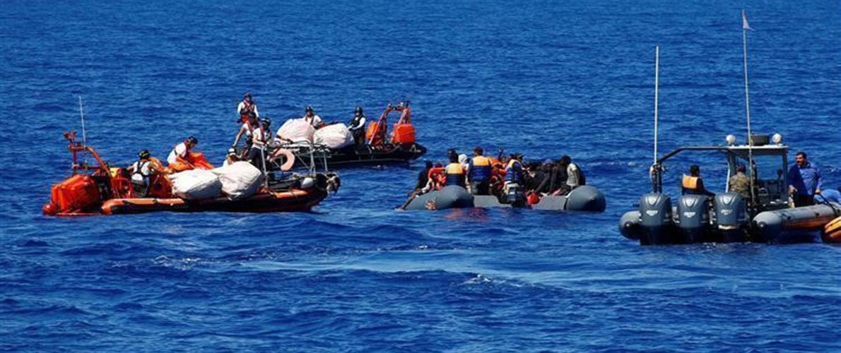 إسبانيا: إنقاذ أكثر من 300 مهاجر