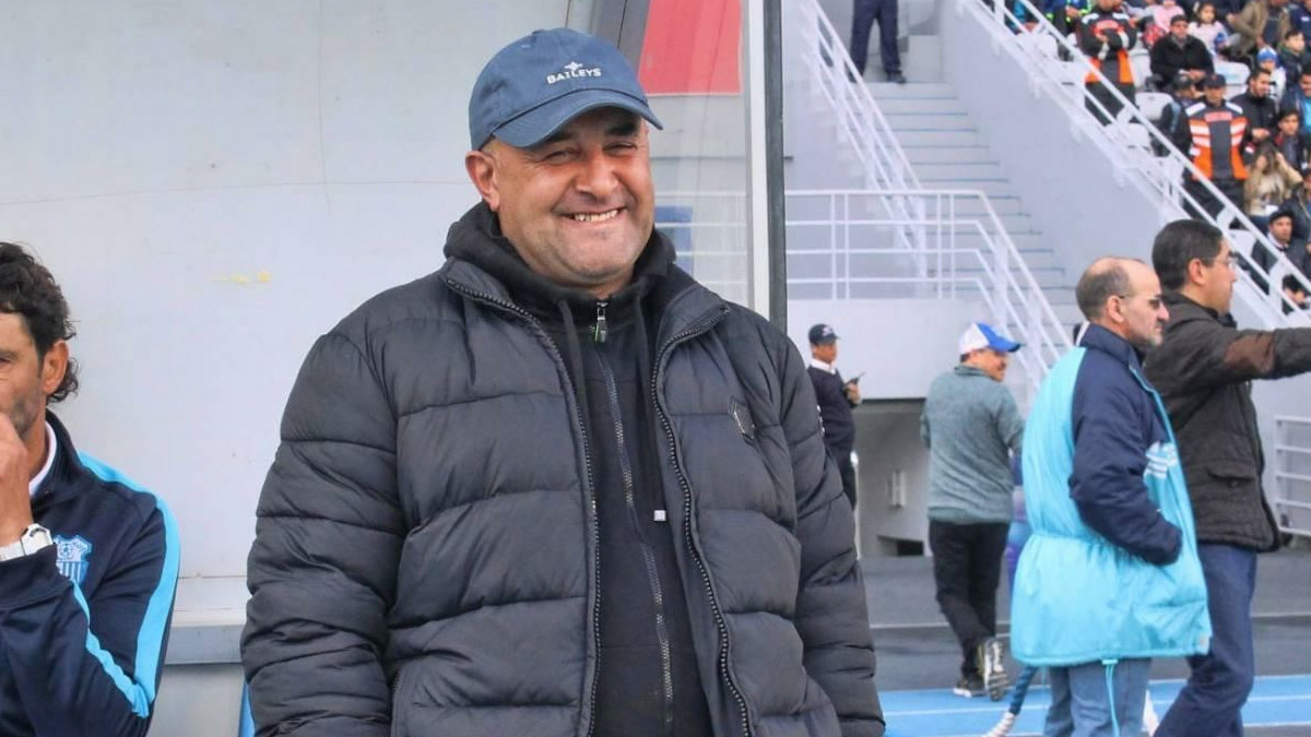 بن شيخة مدربا للدفاع الحسني الجديدي