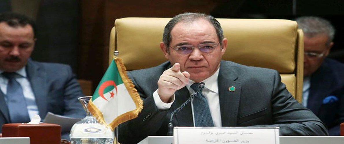 الجزائر تدعم جهود الكويت لحل الأزمة الخليجية