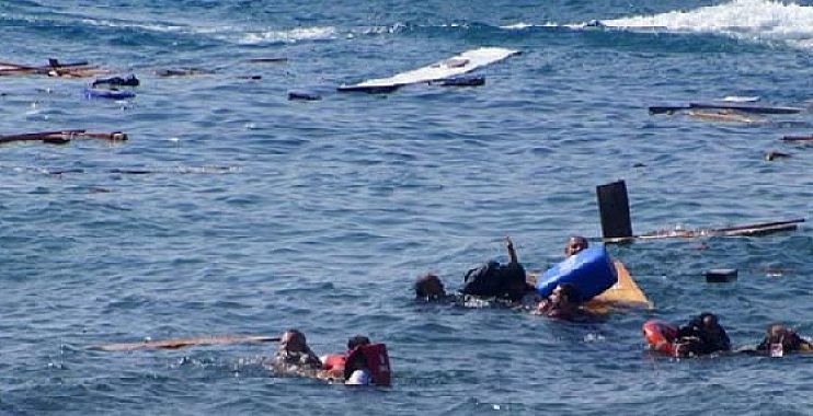 وفاة 74 مهاجرا في غرق قارب قبالة سواحل ليبيا