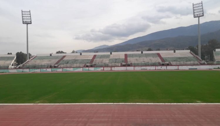 لجنة معاينة تتفقد ملعب مصطفى تشاكر