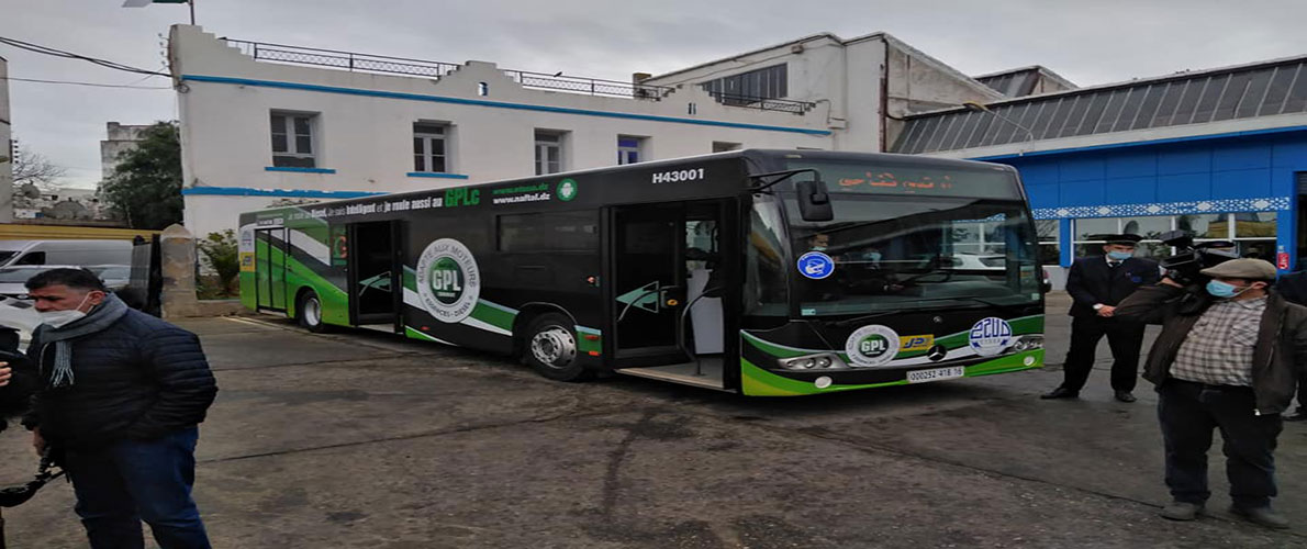 إطلاق أول حافلة وأول شاحنة تشتغلان بهجين 