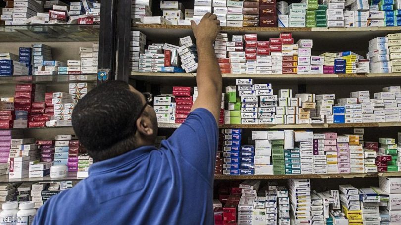 الوزير بن باحمد يطمئن بخصوص وفرة الأدوية